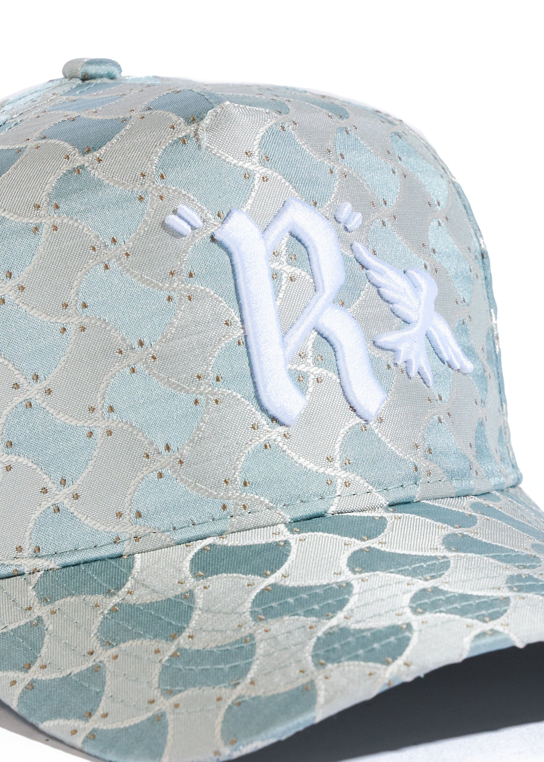 REFERENCE LUXE SKY BLUE